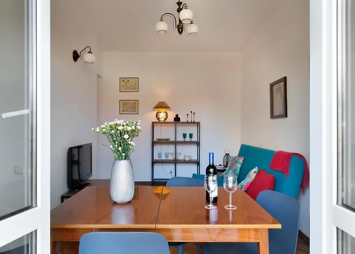 Elite Rajska One Center アパート